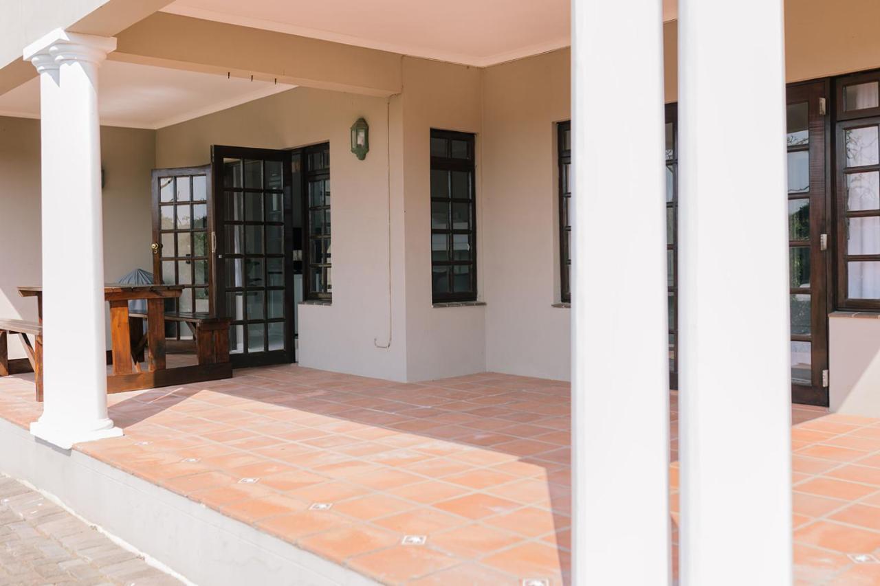 Nahoon Beach Villas Self Catering Apartments East London Bagian luar foto