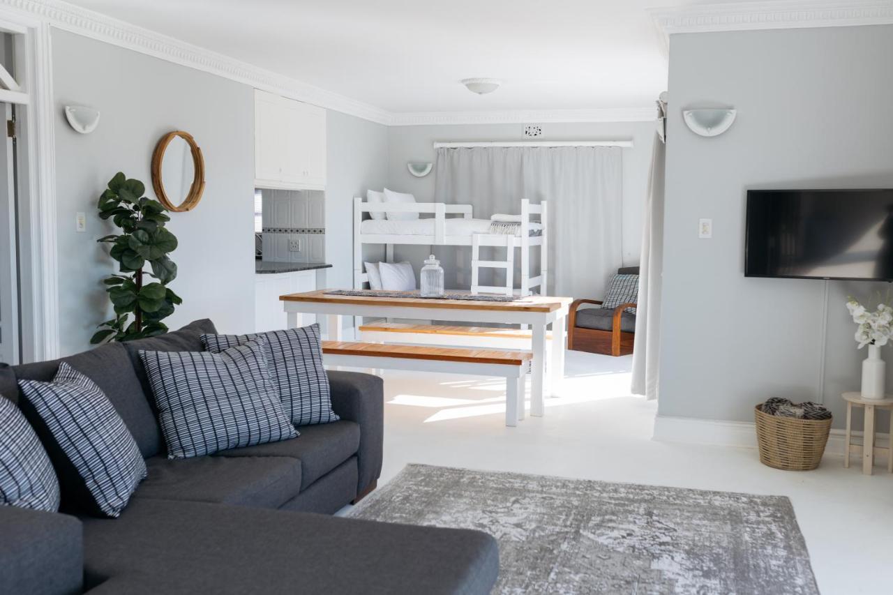 Nahoon Beach Villas Self Catering Apartments East London Bagian luar foto