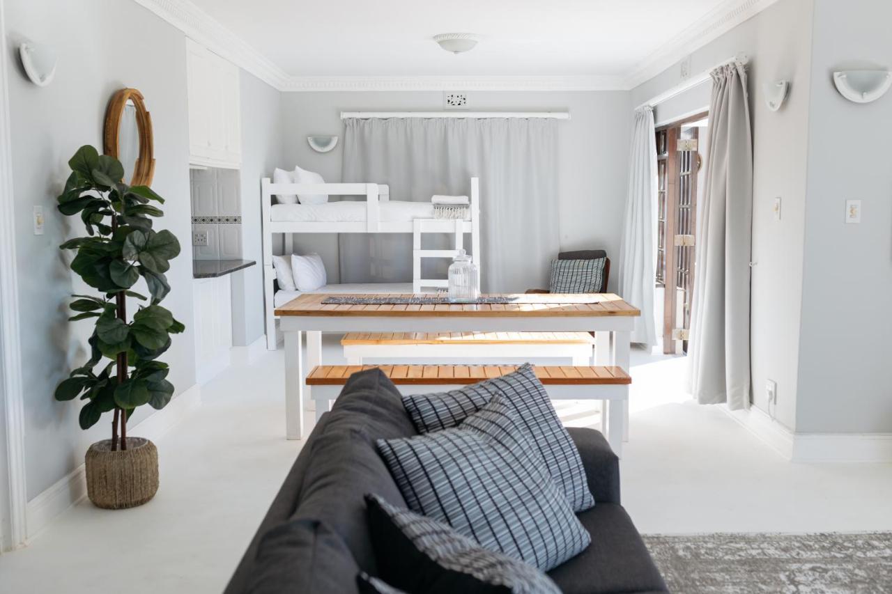 Nahoon Beach Villas Self Catering Apartments East London Bagian luar foto