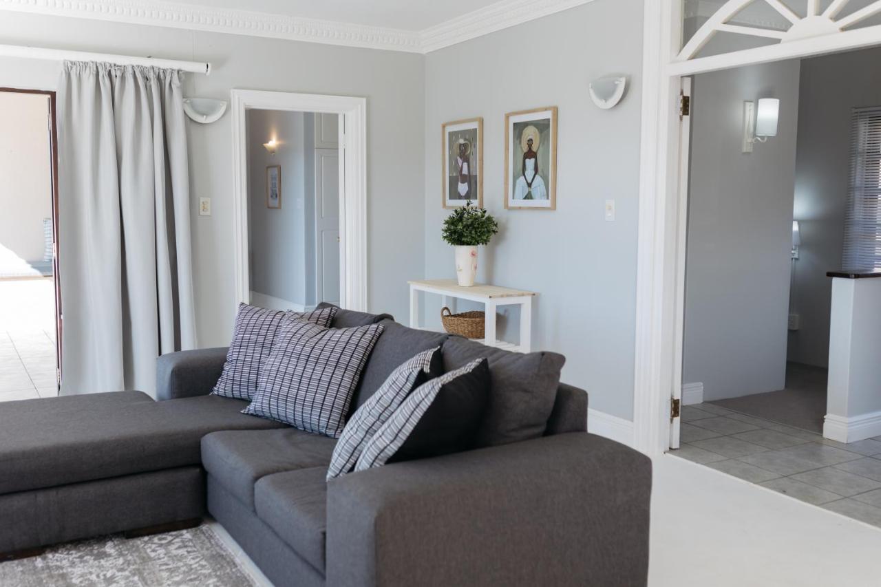 Nahoon Beach Villas Self Catering Apartments East London Bagian luar foto