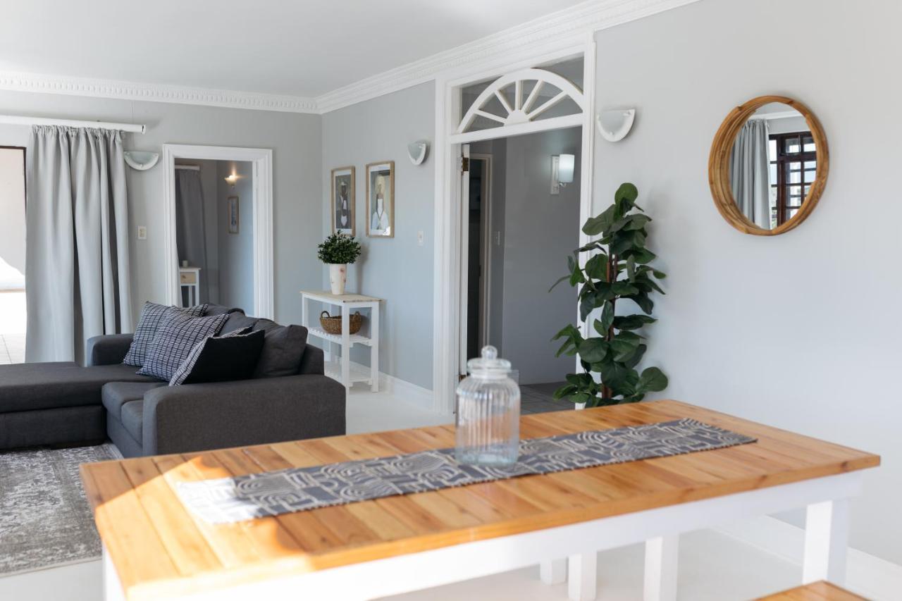 Nahoon Beach Villas Self Catering Apartments East London Bagian luar foto