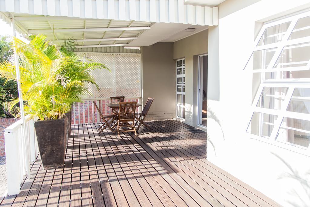 Nahoon Beach Villas Self Catering Apartments East London Ruang foto