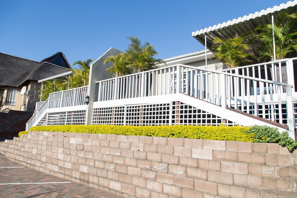 Nahoon Beach Villas Self Catering Apartments East London Ruang foto
