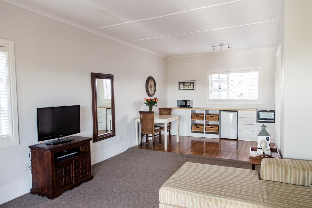 Nahoon Beach Villas Self Catering Apartments East London Bagian luar foto