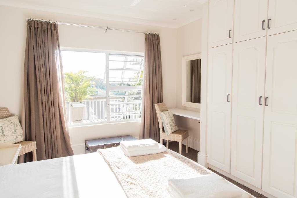 Nahoon Beach Villas Self Catering Apartments East London Ruang foto